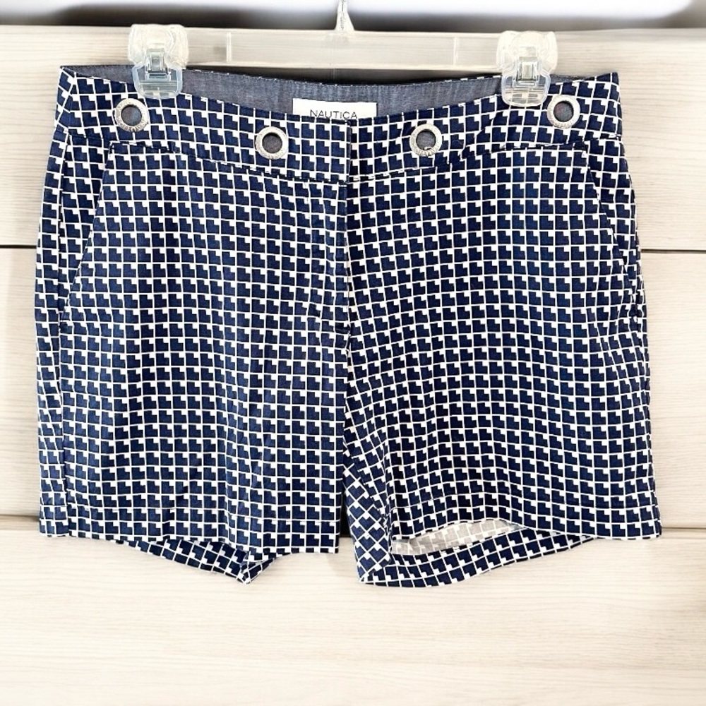 Nautica Plaid Short Size 6 Navy White